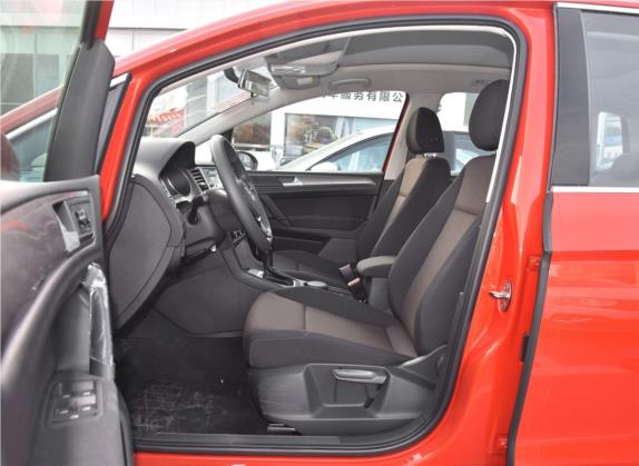 高尔夫·嘉旅 2018款 1.6L 自动舒适型 车厢座椅   前排空间