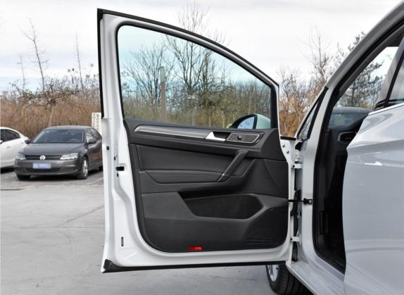 高尔夫·嘉旅 2018款 280TSI 自动豪华型 车厢座椅   前门板