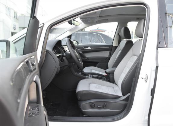 高尔夫·嘉旅 2019款 280TSI 自动守望型 国V 车厢座椅   前排空间