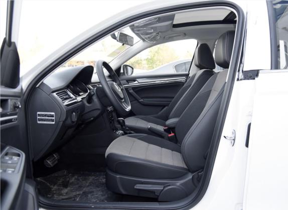 C-TREK蔚领 2017款 1.6L 自动舒适型 车厢座椅   前排空间