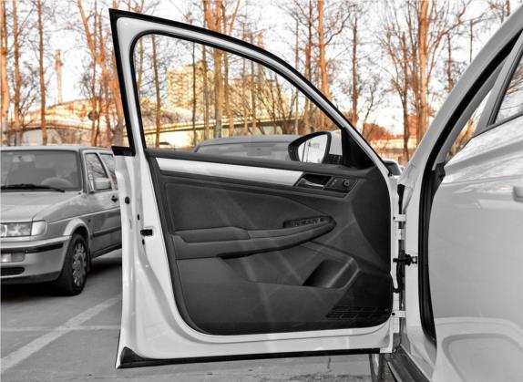 C-TREK蔚领 2018款 1.5L 自动时尚型 车厢座椅   前门板