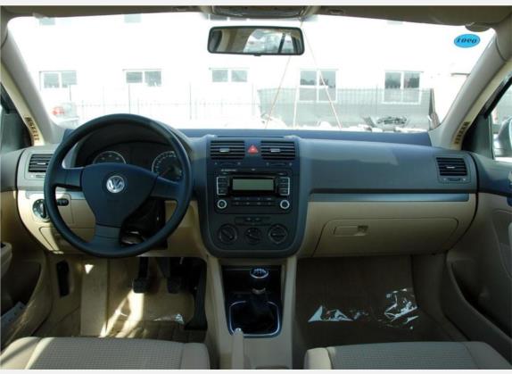 速腾 2009款 1.6L 手动舒适型 中控类   中控全图