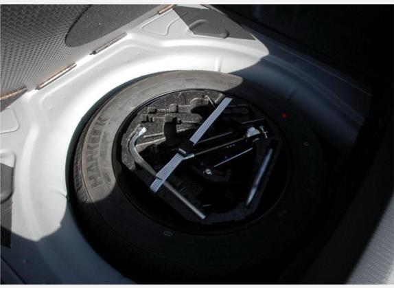 速腾 2009款 1.6L 手动舒适型 其他细节类   备胎