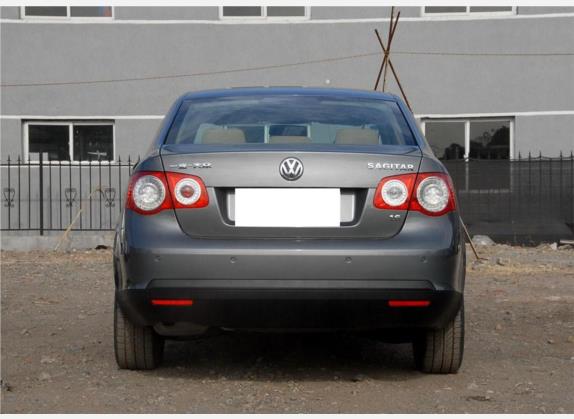 速腾 2009款 1.6L 手动舒适型 外观   正后