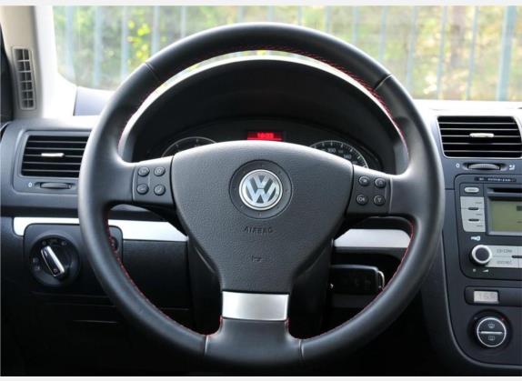 速腾 2010款 1.8TSI 自动冠军版 中控类   驾驶位