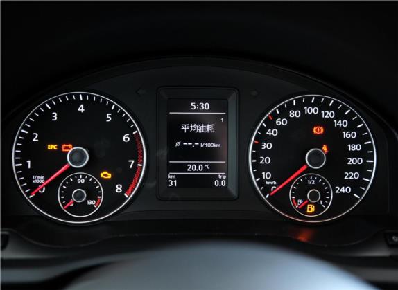 速腾 2011款 1.4TSI 手动豪华型 中控类   仪表盘