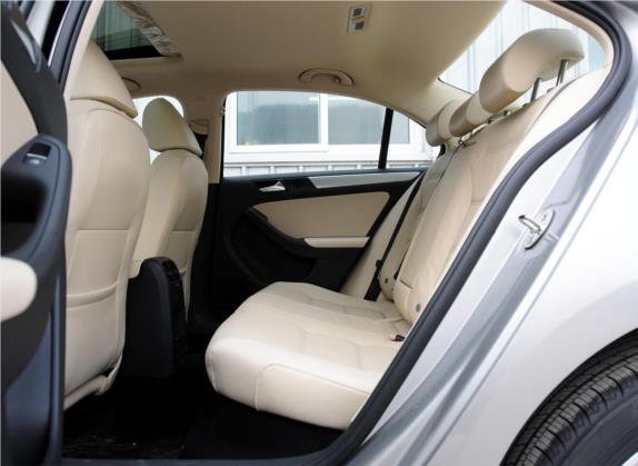 速腾 2012款 1.4TSI 手动豪华型 车厢座椅   后排空间