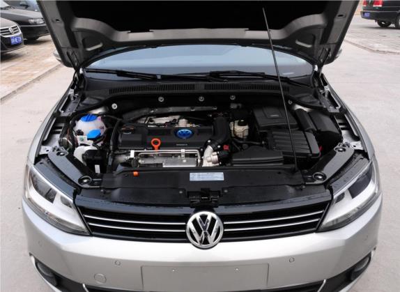 速腾 2012款 1.4TSI 自动豪华型 其他细节类   发动机舱