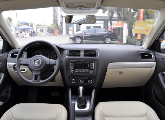 速腾 2012款 1.6L 自动舒适型 中控类   中控全图