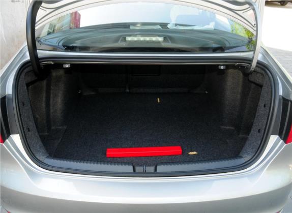 速腾 2012款 1.4TSI 自动时尚型 车厢座椅   后备厢