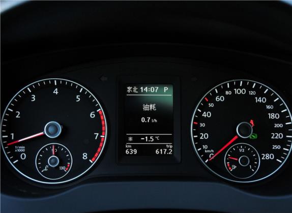 速腾 2012款 1.4TSI 自动旗舰版 中控类   仪表盘