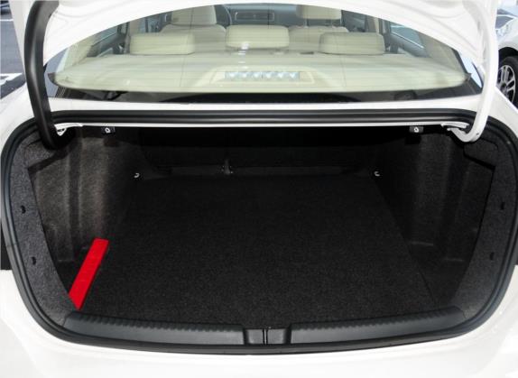 速腾 2014款 1.6L 手动舒适型 车厢座椅   后备厢