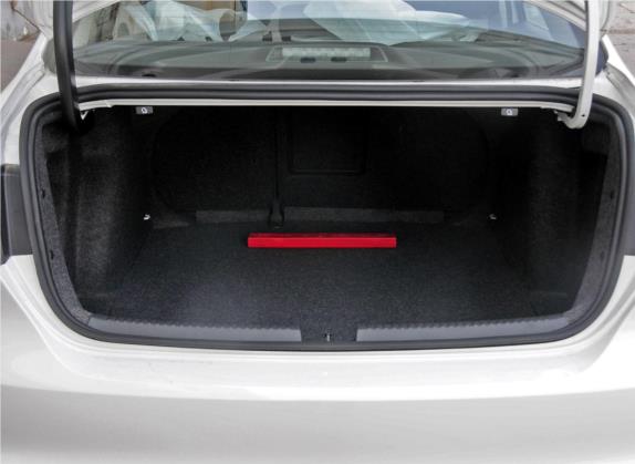 速腾 2014款 1.4TSI 手动时尚型 车厢座椅   后备厢
