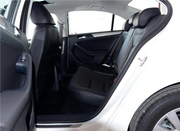 速腾 2014款 1.4TSI 手动豪华型 车厢座椅   后排空间