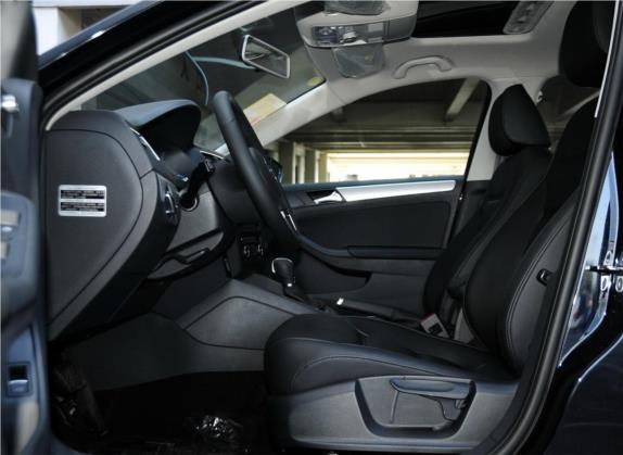 速腾 2014款 1.4TSI 自动豪华型 车厢座椅   前排空间