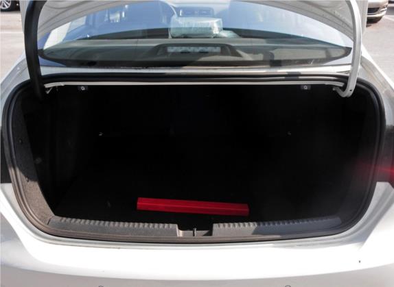 速腾 2014款 1.8TSI 自动旗舰版 车厢座椅   后备厢