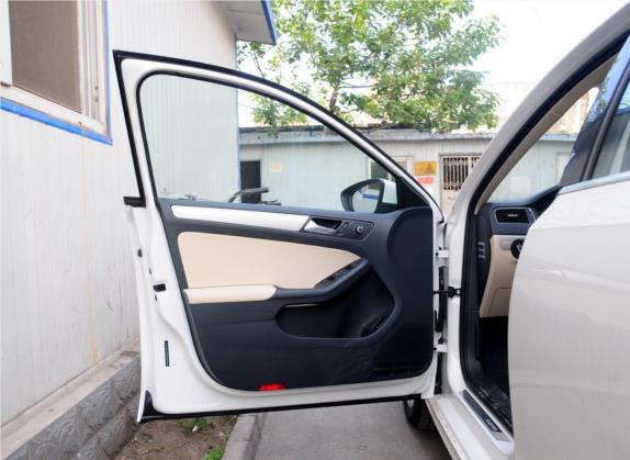 速腾 2014款 改款 1.6L 自动舒适型 车厢座椅   前门板