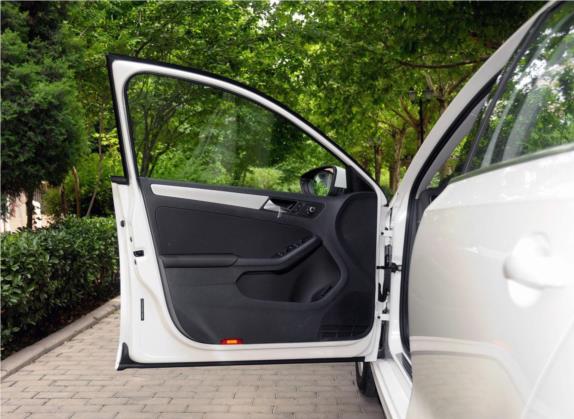 速腾 2014款 改款 1.4TSI 自动豪华型 车厢座椅   前门板