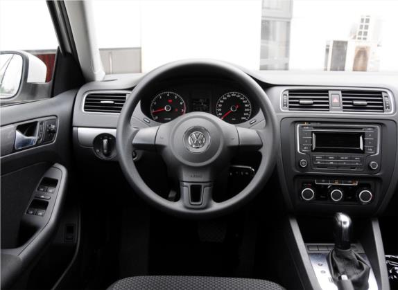 速腾 2014款 改款 1.6L 自动时尚型 中控类   驾驶位