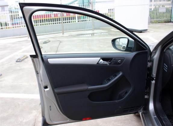 速腾 2014款 改款 1.6L 手动领先型 车厢座椅   前门板