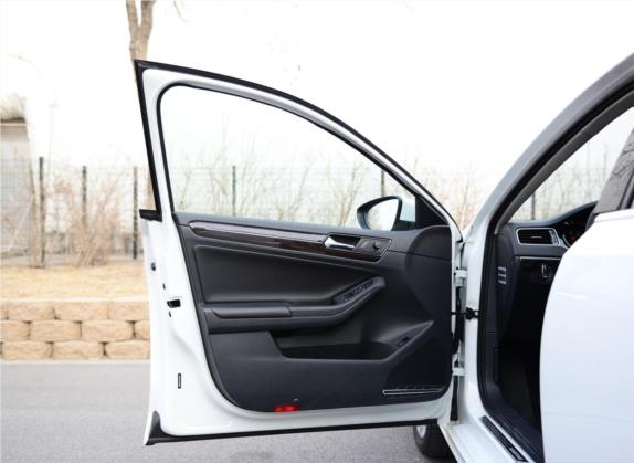 速腾 2015款 280TSI 自动旗舰型 车厢座椅   前门板