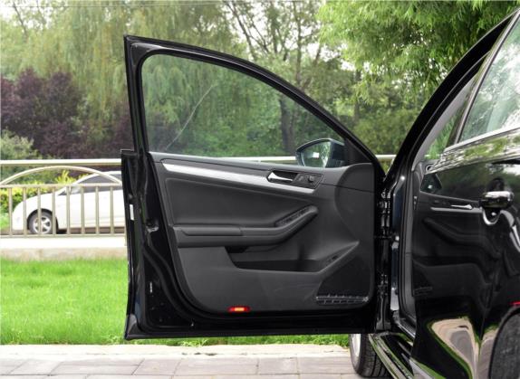 速腾 2015款 230TSI 手动舒适型 车厢座椅   前门板