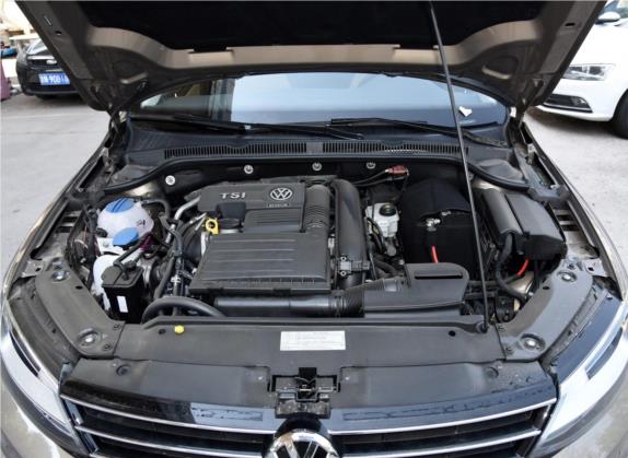 速腾 2015款 230TSI 手动豪华型 其他细节类   发动机舱
