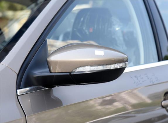 速腾 2015款 230TSI 手动豪华型 外观细节类   外后视镜