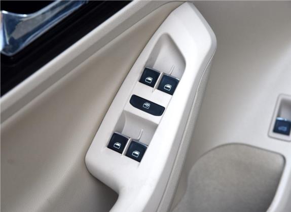 速腾 2015款 230TSI 手动豪华型 车厢座椅   门窗控制