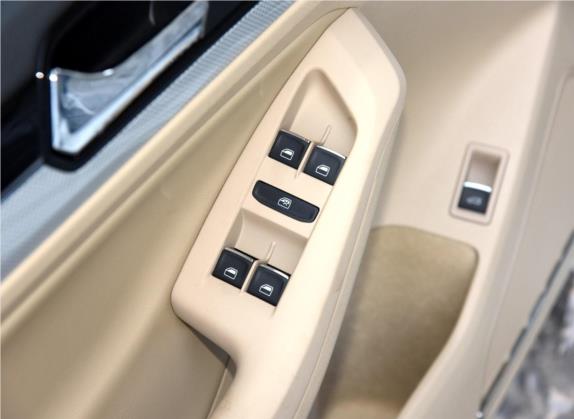 速腾 2015款 1.6L 手动舒适型 车厢座椅   门窗控制