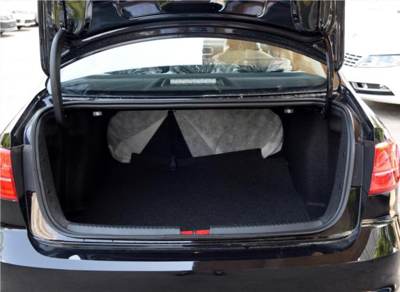 速腾 2015款 1.6L 自动时尚型 车厢座椅   后备厢