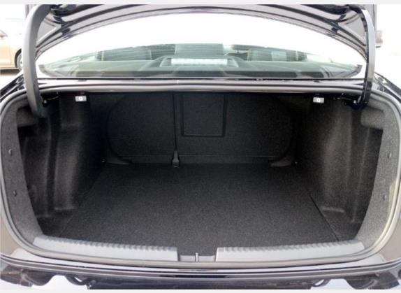 速腾 2017款 230TSI 手动舒适型 车厢座椅   后备厢