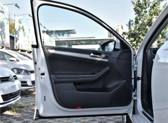 速腾 2018款 1.6L 手动时尚型 车厢座椅   前门板