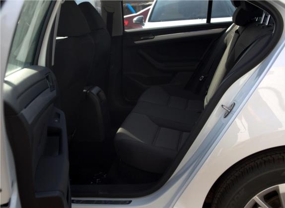 速腾 2018款 1.6L 自动时尚型 车厢座椅   后排空间