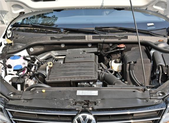 速腾 2018款 1.6L 手动舒适型 其他细节类   发动机舱