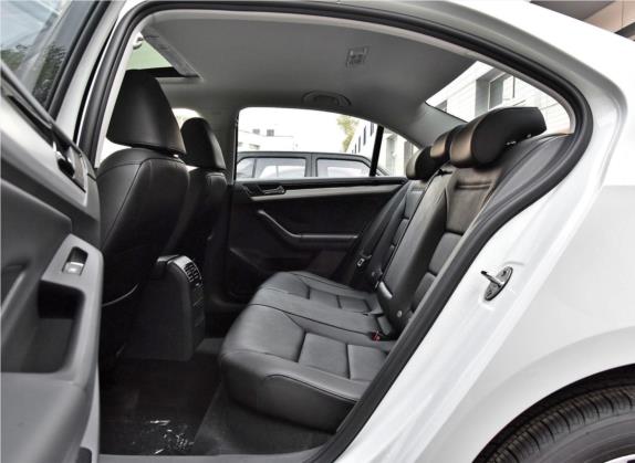 速腾 2018款 1.6L 手动舒适型 车厢座椅   后排空间