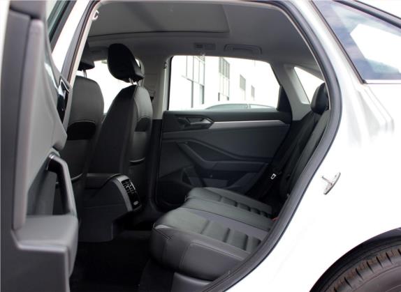 速腾 2019款 200TSI 手动舒适型 国V 车厢座椅   后排空间