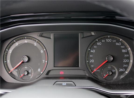 速腾 2019款 200TSI 手动舒适型 国V 中控类   仪表盘