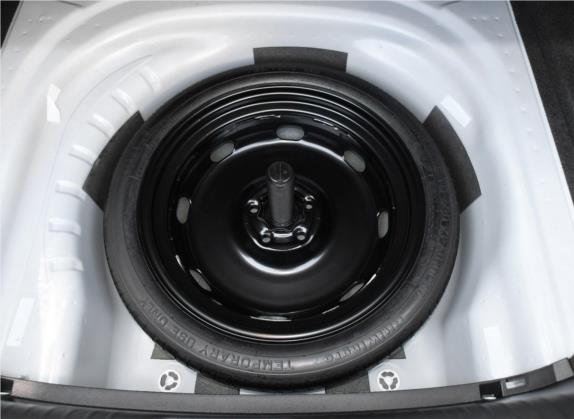速腾 2019款 200TSI 手动时尚型 国VI 其他细节类   备胎