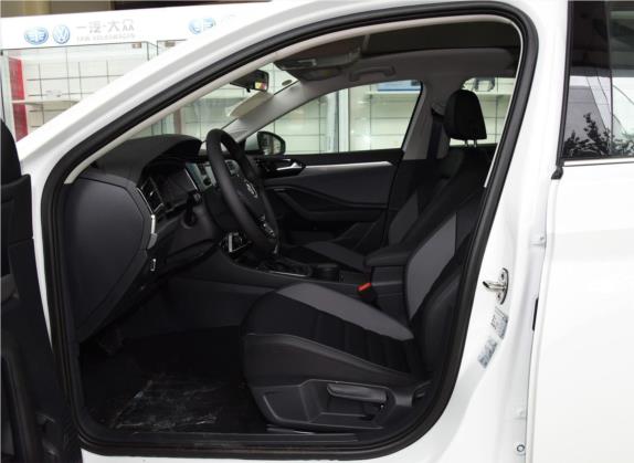 速腾 2019款 200TSI DSG舒适型 国VI 车厢座椅   前排空间