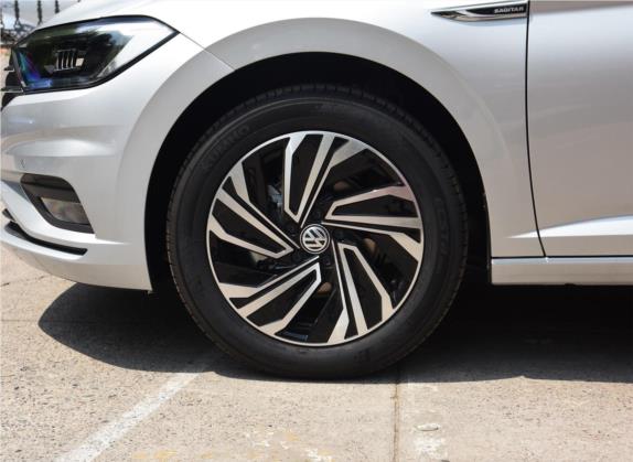 速腾 2019款 280TSI DSG豪华型 国VI 其他细节类   前轮
