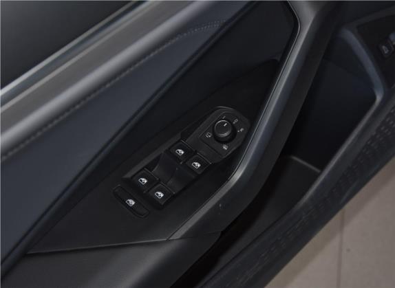 速腾 2020款 200TSI DSG舒适型 国VI 车厢座椅   门窗控制