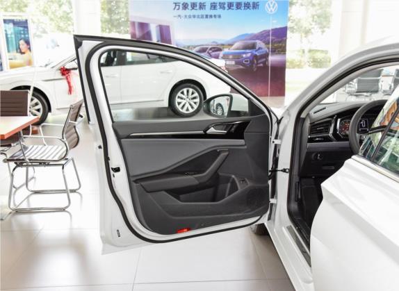 速腾 2020款 280TSI DSG豪华型 国VI 车厢座椅   前门板