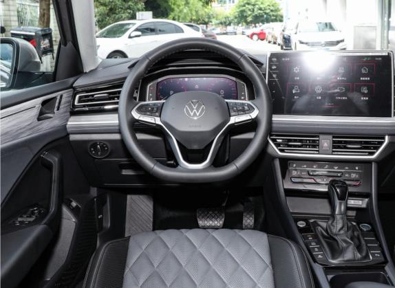 速腾 2023款 300TSI DSG卓越版 中控类   驾驶位