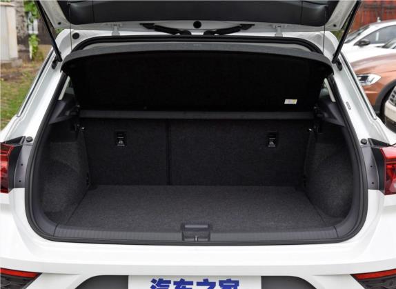 T-ROC探歌 2018款 230TSI DSG两驱时尚型 国V 车厢座椅   后备厢
