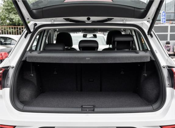 T-ROC探歌 2018款 280TSI DSG四驱舒适型 国V 车厢座椅   后备厢
