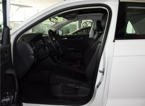 T-ROC探歌 2018款 280TSI DSG两驱舒适型 国VI 车厢座椅   前排空间