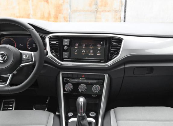 T-ROC探歌 2019款 280TSI DSG两驱R-Line Pro 中控类   中控台