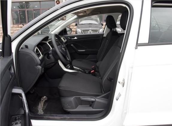 T-ROC探歌 2019款 230TSI DSG两驱时尚型 国V 车厢座椅   前排空间