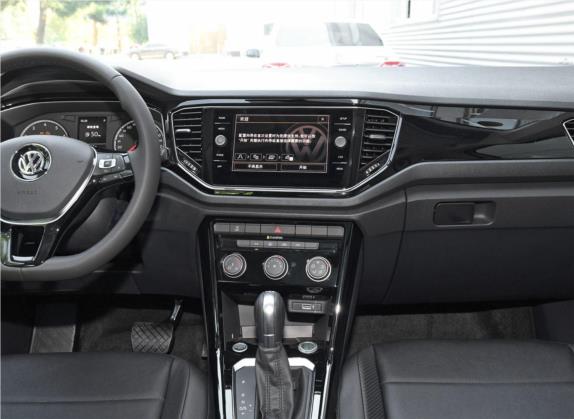 T-ROC探歌 2019款 280TSI DSG四驱舒适型 国V 中控类   中控台